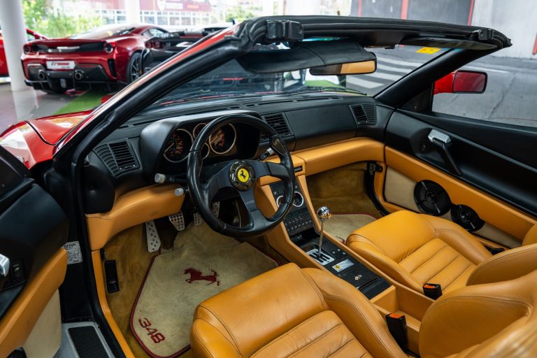 c5a5d726-5c92-43d7-bbb8-74bf0356670a