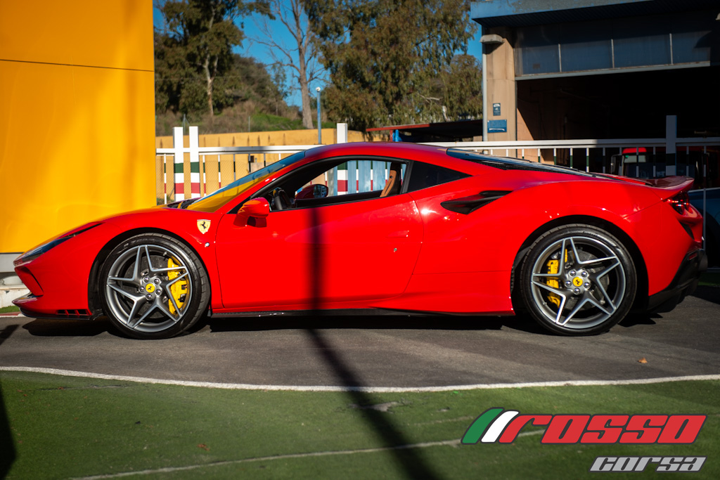 Rosso Corsa Ferrari F8 Tributo