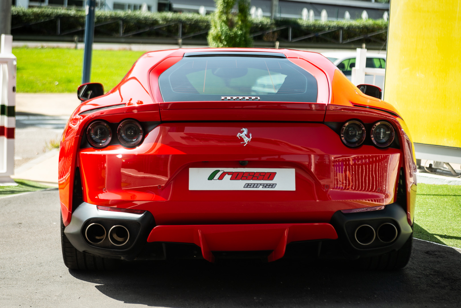 Rosso Corsa - Ferrari 812 Superfast