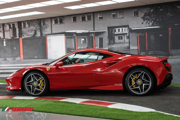 Rosso Corsa Ferrari F8 Tributo
