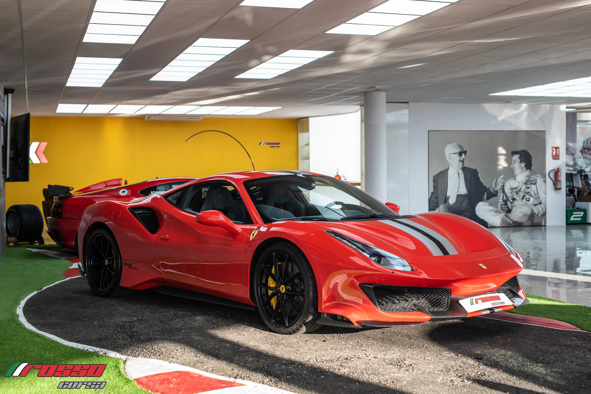 Rosso Corsa - Rosso Scuderia Ferrari 488 Pista