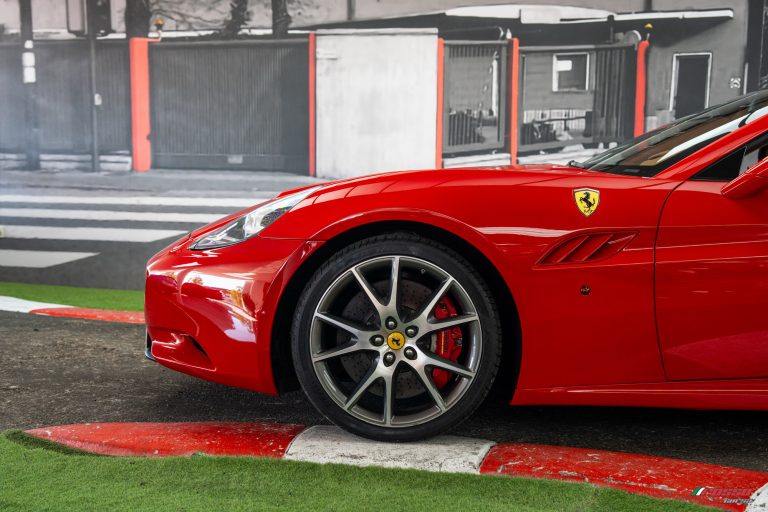 10_01_2025_Ferrari California (5)