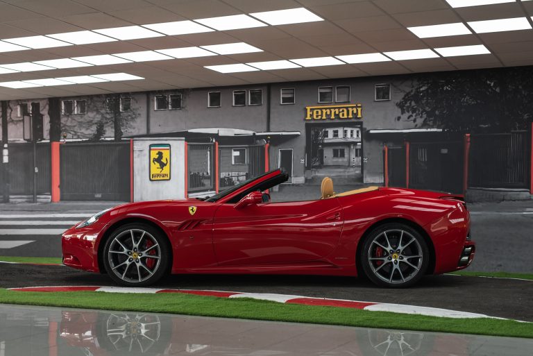 Ferrari California (6)