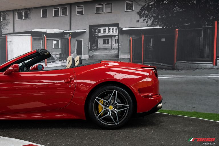 Ferrari California T (10)