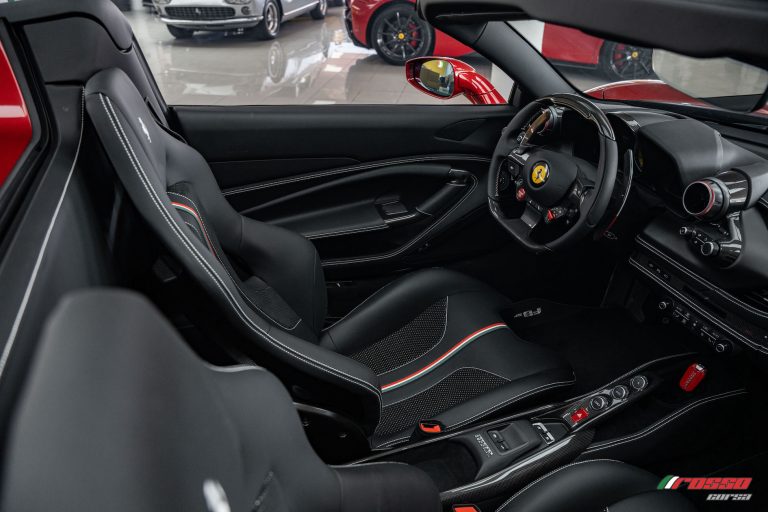 Ferrari F8 Spìder_Interior (6)