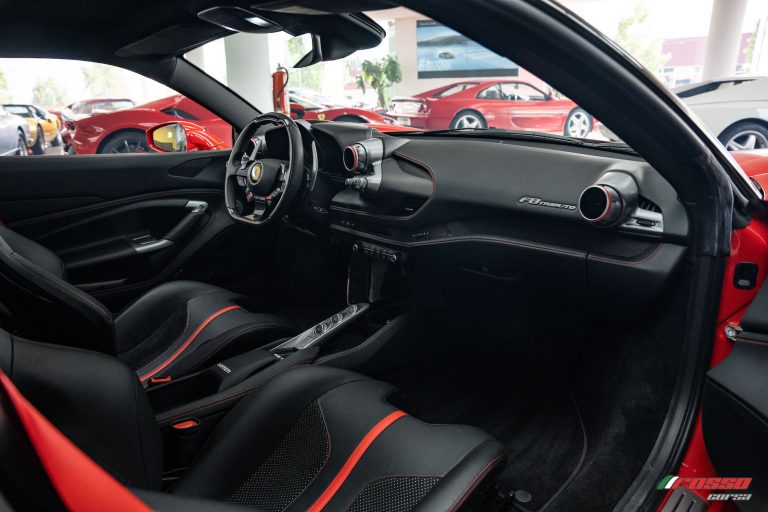 Ferrari F8 Tributo_Interior (3)
