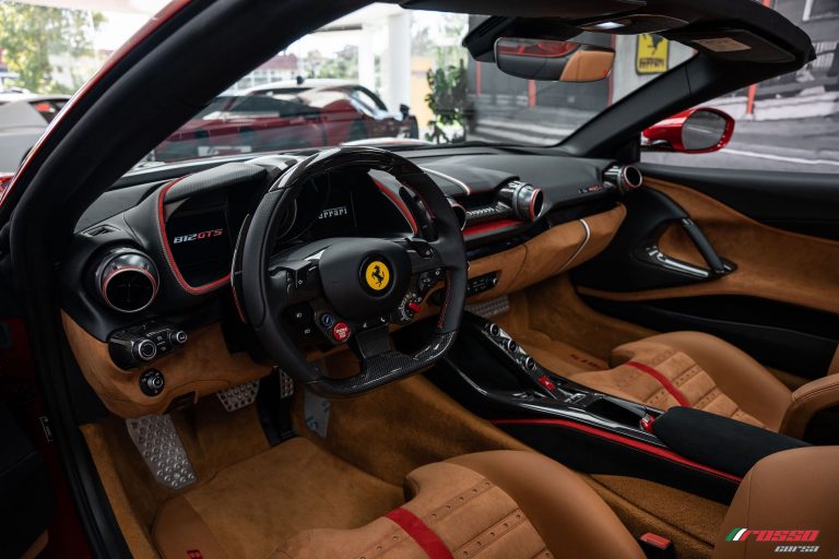 Ferrari 812 GTS_Interior (1)