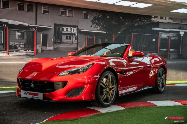 Ferrari Portofino (1)