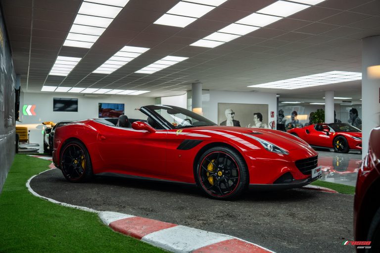 11_18_2025_Ferrari California T (2)
