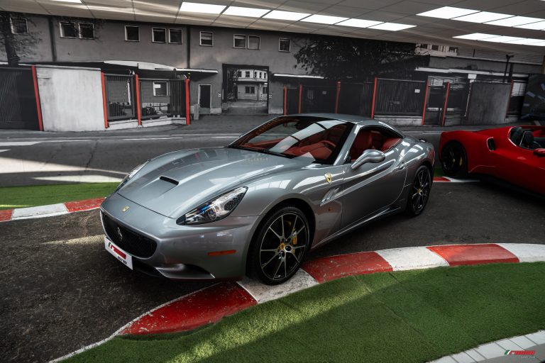 11_27_2025_Ferrari California (13)