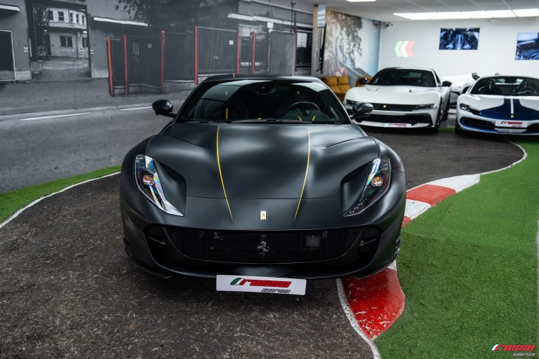 Ferrari 812 Superfast Grigio Granito Opaco (3)