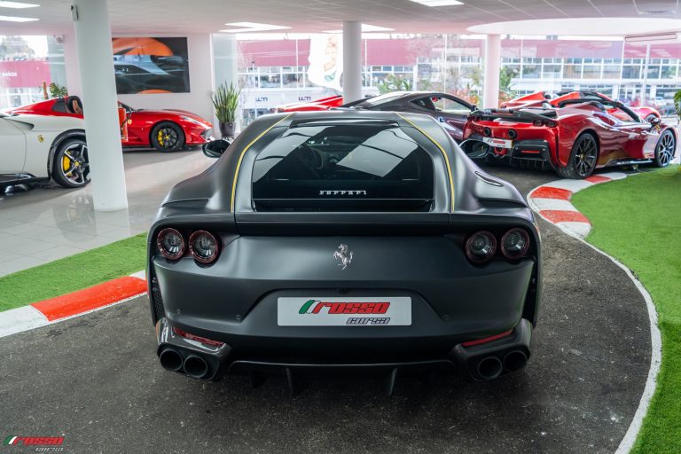 Ferrari 812 Superfast Grigio Granito Opaco (6)