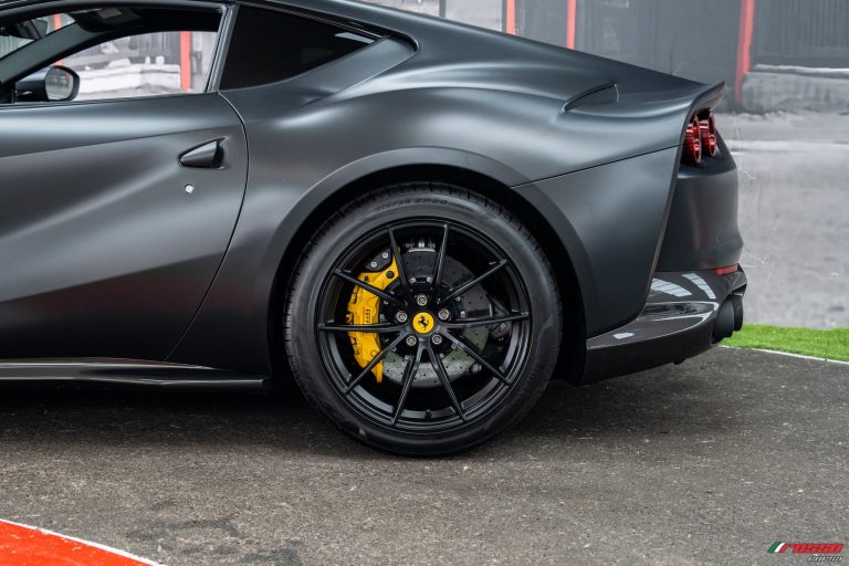 Ferrari 812 Superfast Grigio Granito Opaco (8)