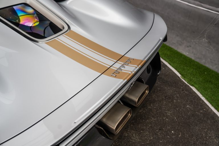 Ferrari SP3 Argento (21)