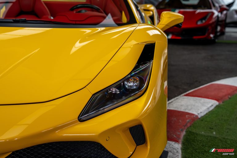 09_10_2026_Ferrari F8 Spider Amarillo (10)
